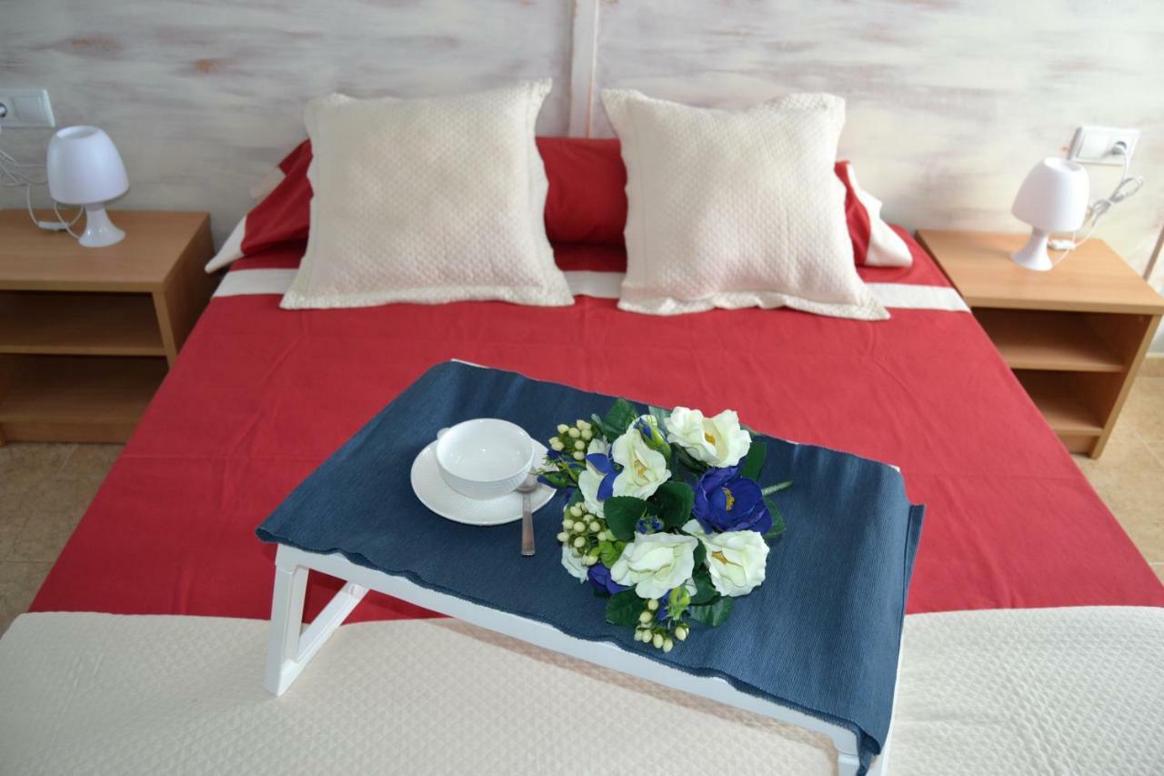 Lovely Familiar Apartment With Pool In Cap Σαλού Εξωτερικό φωτογραφία