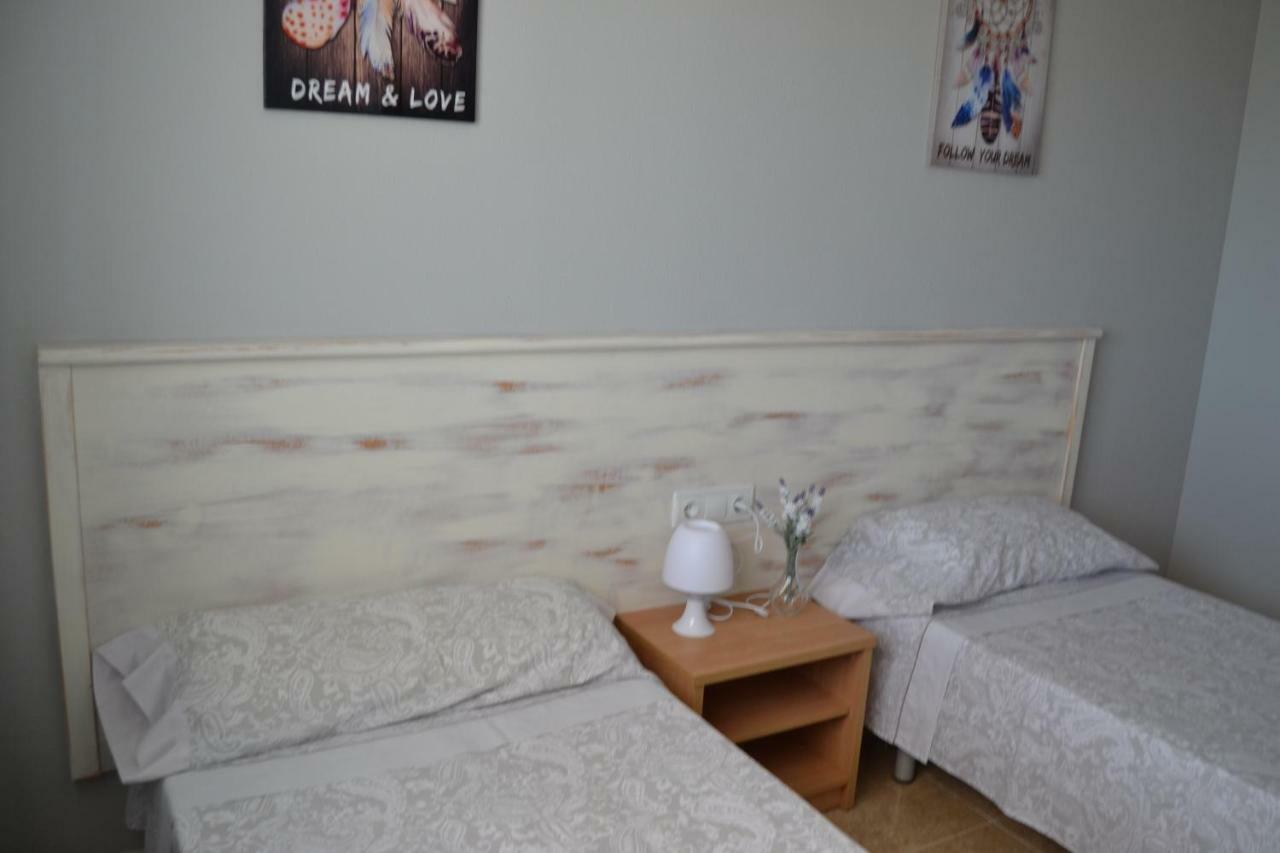 Lovely Familiar Apartment With Pool In Cap Σαλού Εξωτερικό φωτογραφία