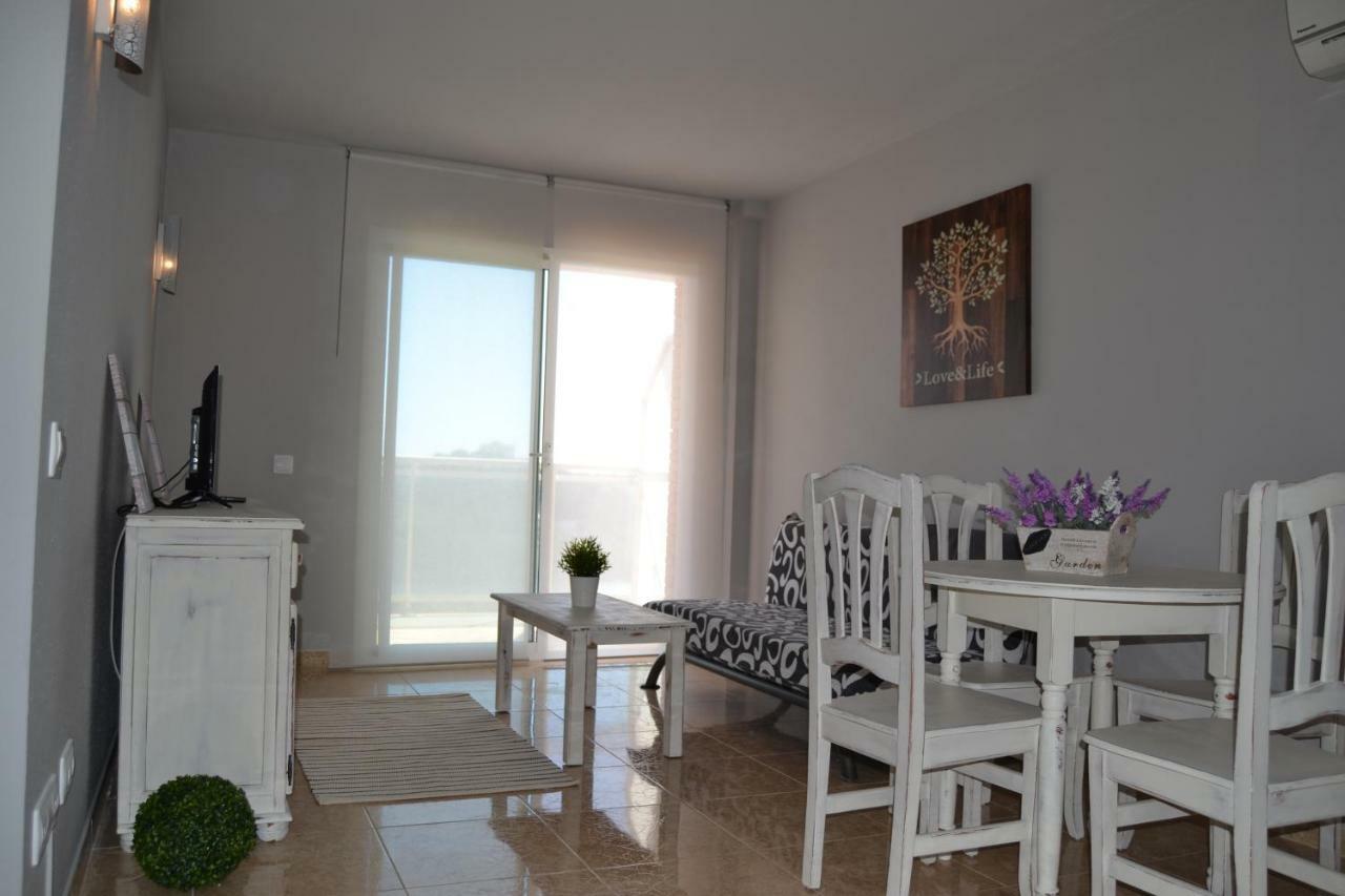 Lovely Familiar Apartment With Pool In Cap Σαλού Εξωτερικό φωτογραφία