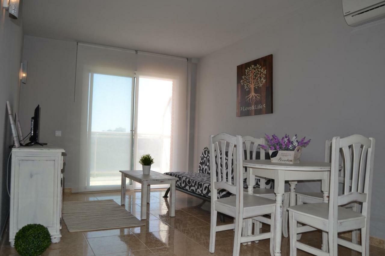 Lovely Familiar Apartment With Pool In Cap Σαλού Εξωτερικό φωτογραφία