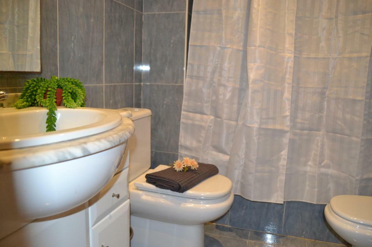 Lovely Familiar Apartment With Pool In Cap Σαλού Εξωτερικό φωτογραφία