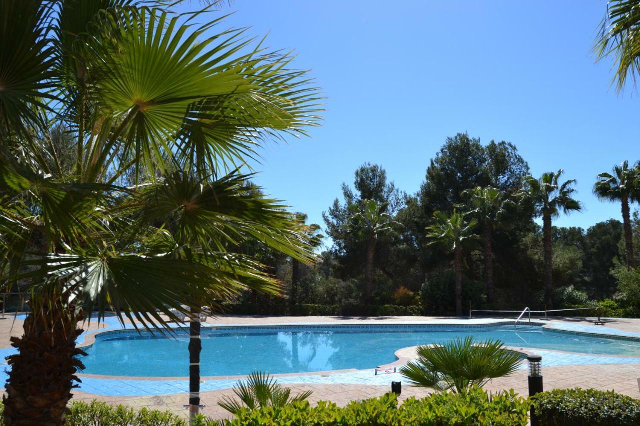 Lovely Familiar Apartment With Pool In Cap Σαλού Εξωτερικό φωτογραφία
