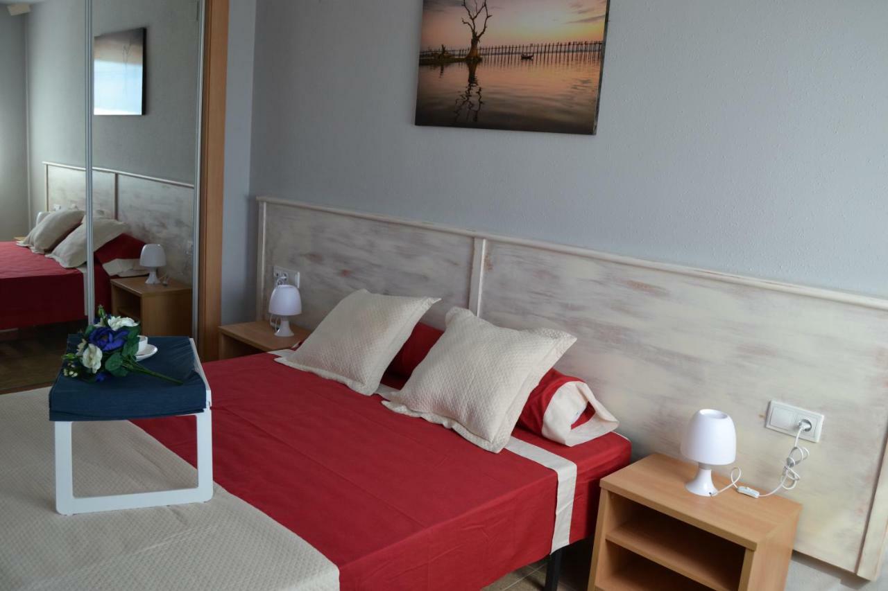Lovely Familiar Apartment With Pool In Cap Σαλού Εξωτερικό φωτογραφία